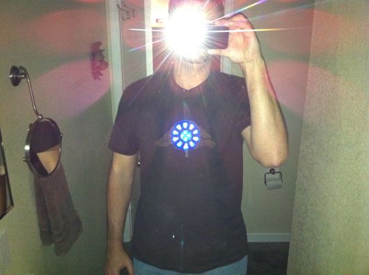 Clearly visible, even with a flash and dark brown shirt Clearly visible, even with a flash and dark brown shirt